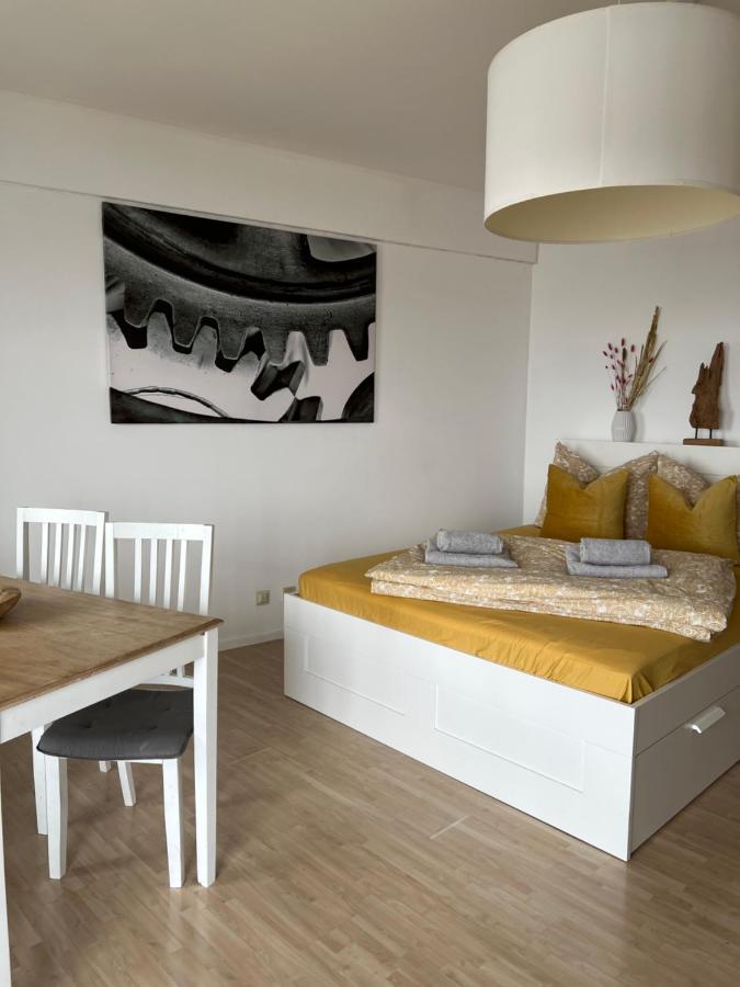 Cityapartment Im 33. Stock Augsburg Exterior foto